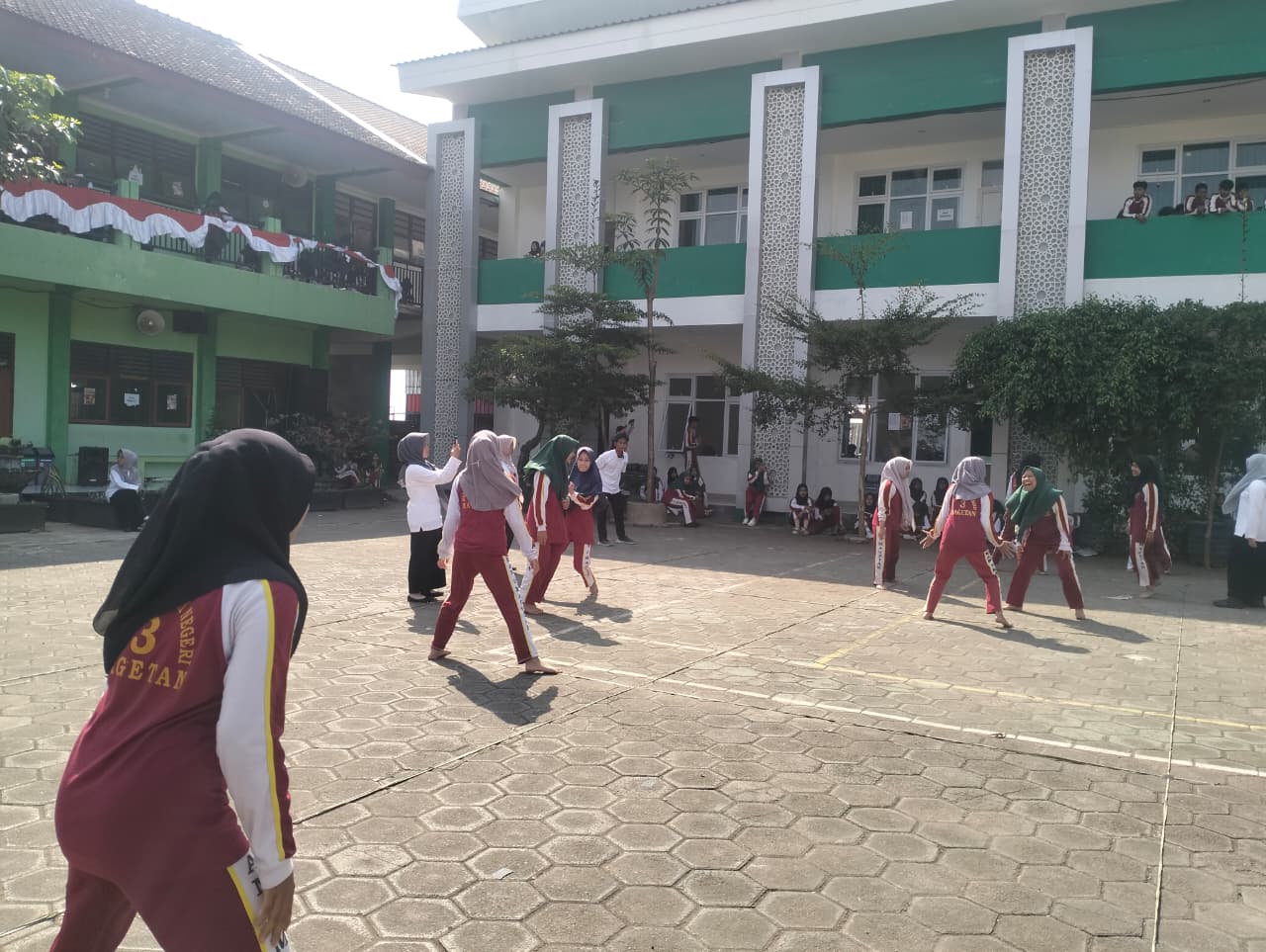 Tentang Kami