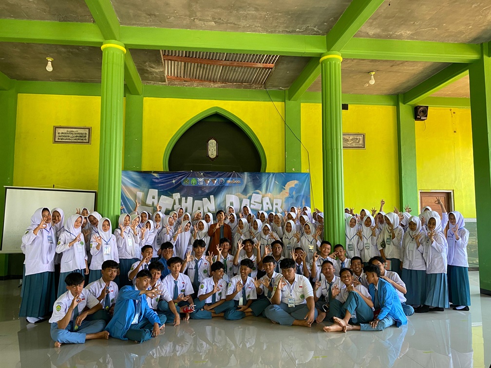 LDK MAN 3 Magetan Hari Kedua: Rangkaian Materi dan Apel Penutupan